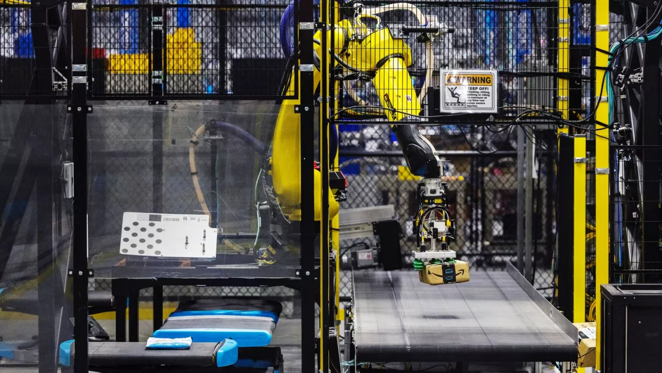 Robot Robin, Amazon Warehouses